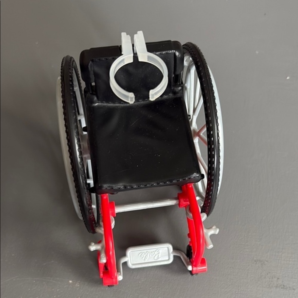 Barbie Black and Red Wheelchair Accessory
